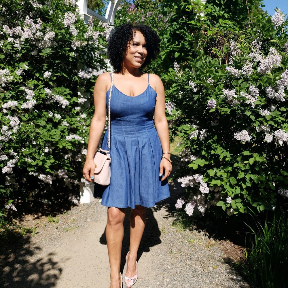 Blue denim mini dress w/spaghetti straps - Picture 6 of 8